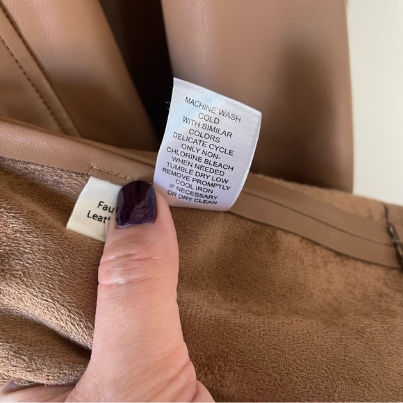 NWOT Truth By Republic Women’s Long Sleeve Faux Leather Jacket With Belt Size S - Picture 9 of 12